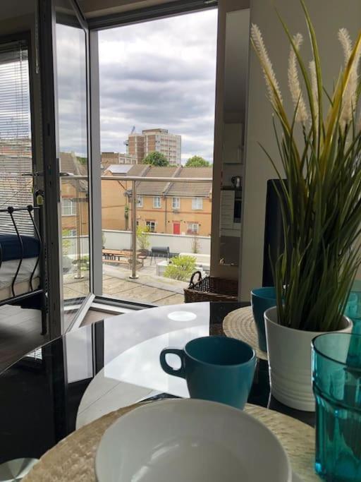 Studio Apartment Opposite Shoreditch Park London Eksteriør billede