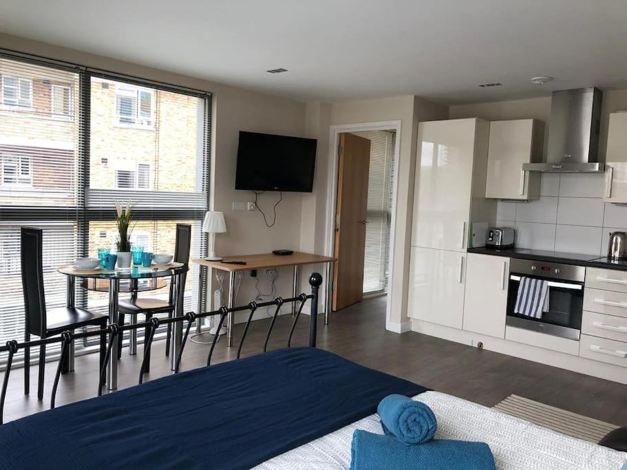 Studio Apartment Opposite Shoreditch Park London Eksteriør billede